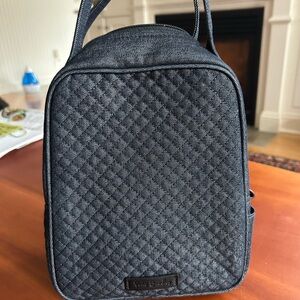 Vera Bradley Navy Blue Quilted insulated lunch bag